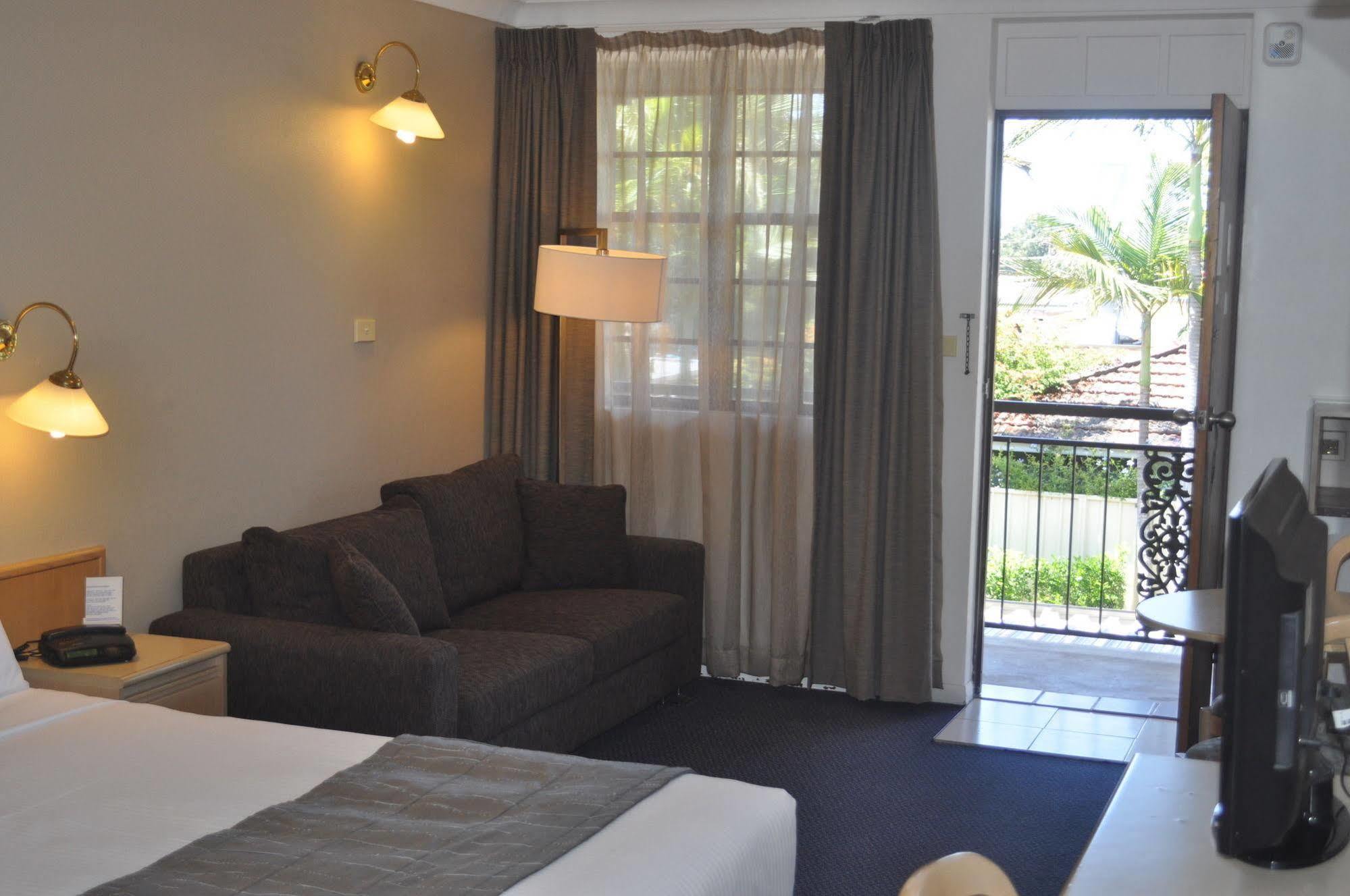 In Town Motor Inn Taree Exteriör bild