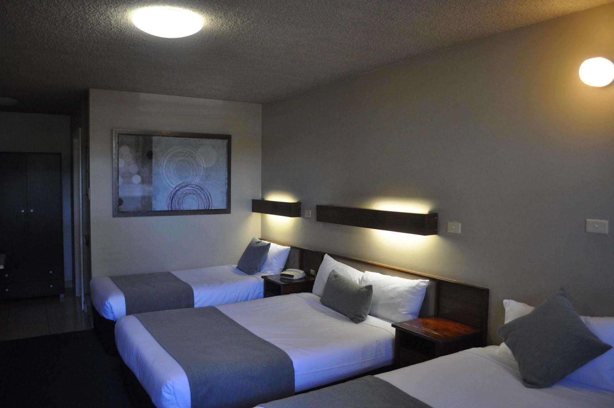 In Town Motor Inn Taree Exteriör bild